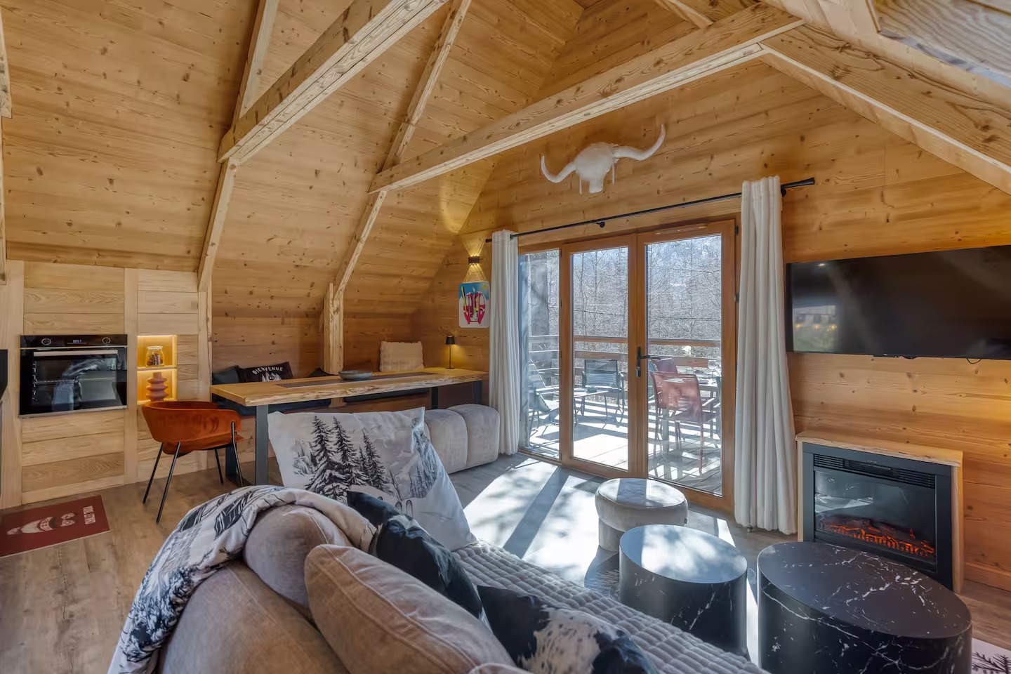 Chalet Taïga avec bain nordique pleine nature