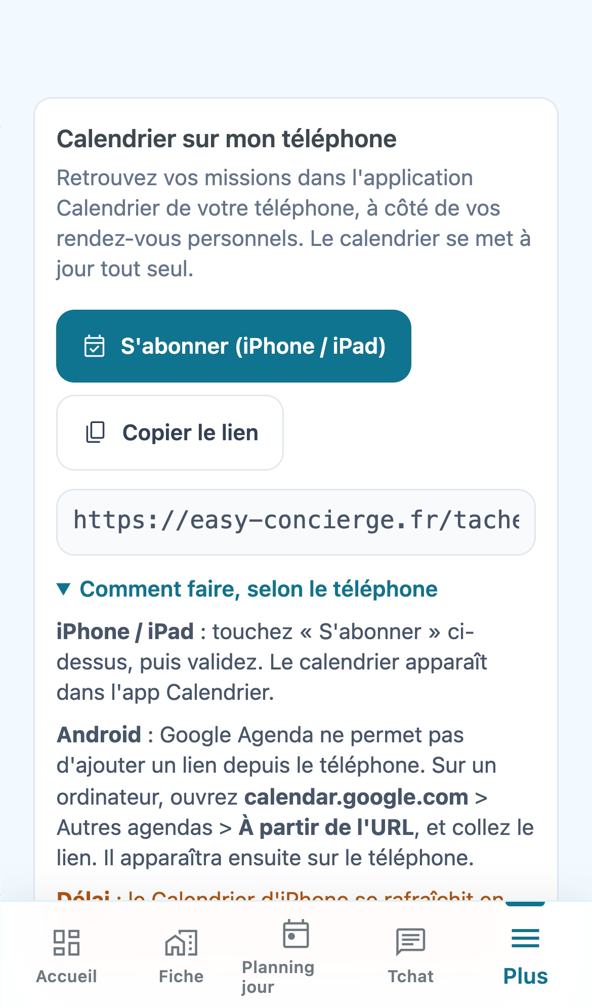 Le bloc Calendrier sur mon téléphone une fois le lien créé : boutons S'abonner (iPhone / iPad) et Copier le lien, l'adresse du lien, et le mode d'emploi déplié pour iPhone et Android