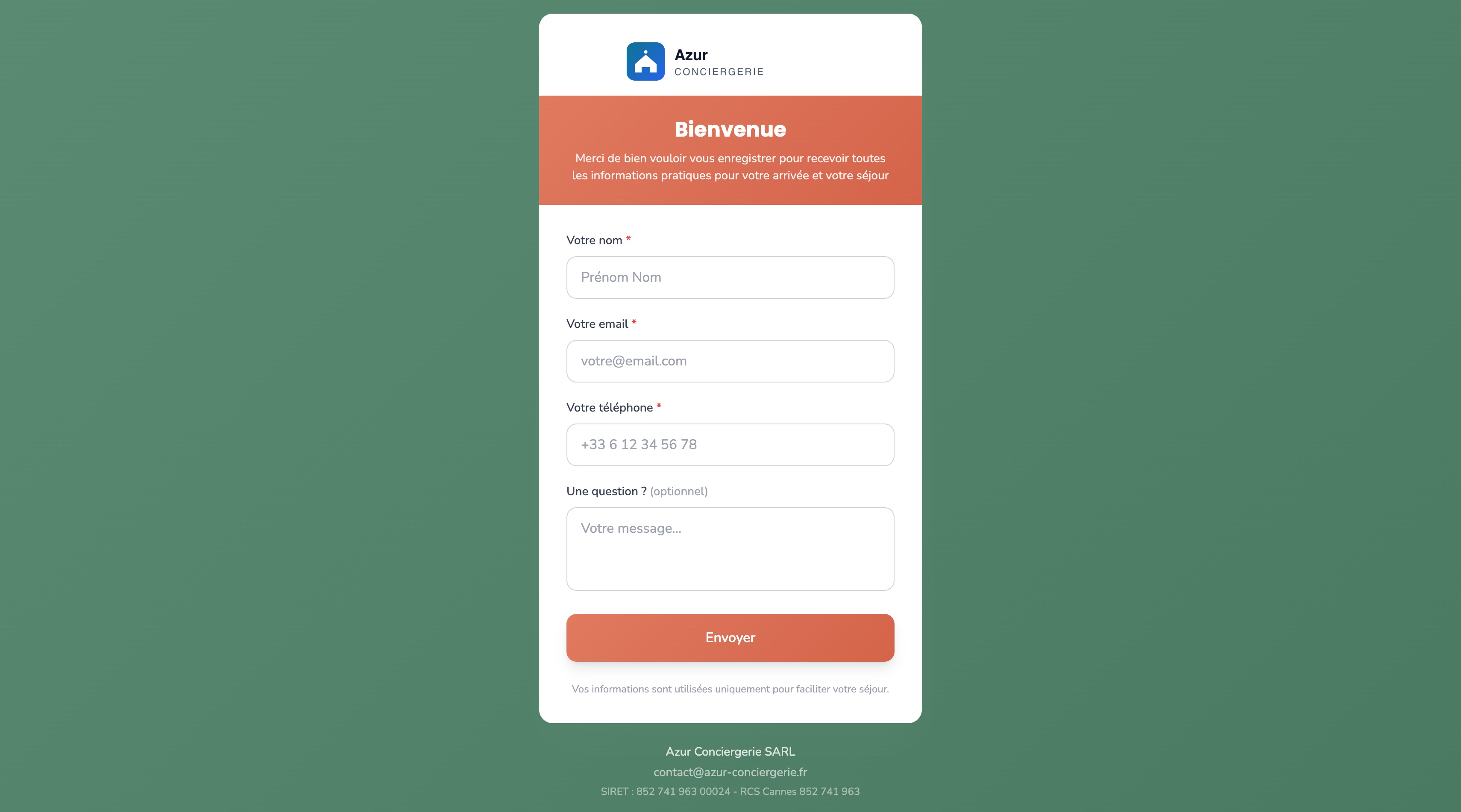 Page publique du formulaire d'accueil : nom, email, téléphone et question facultative