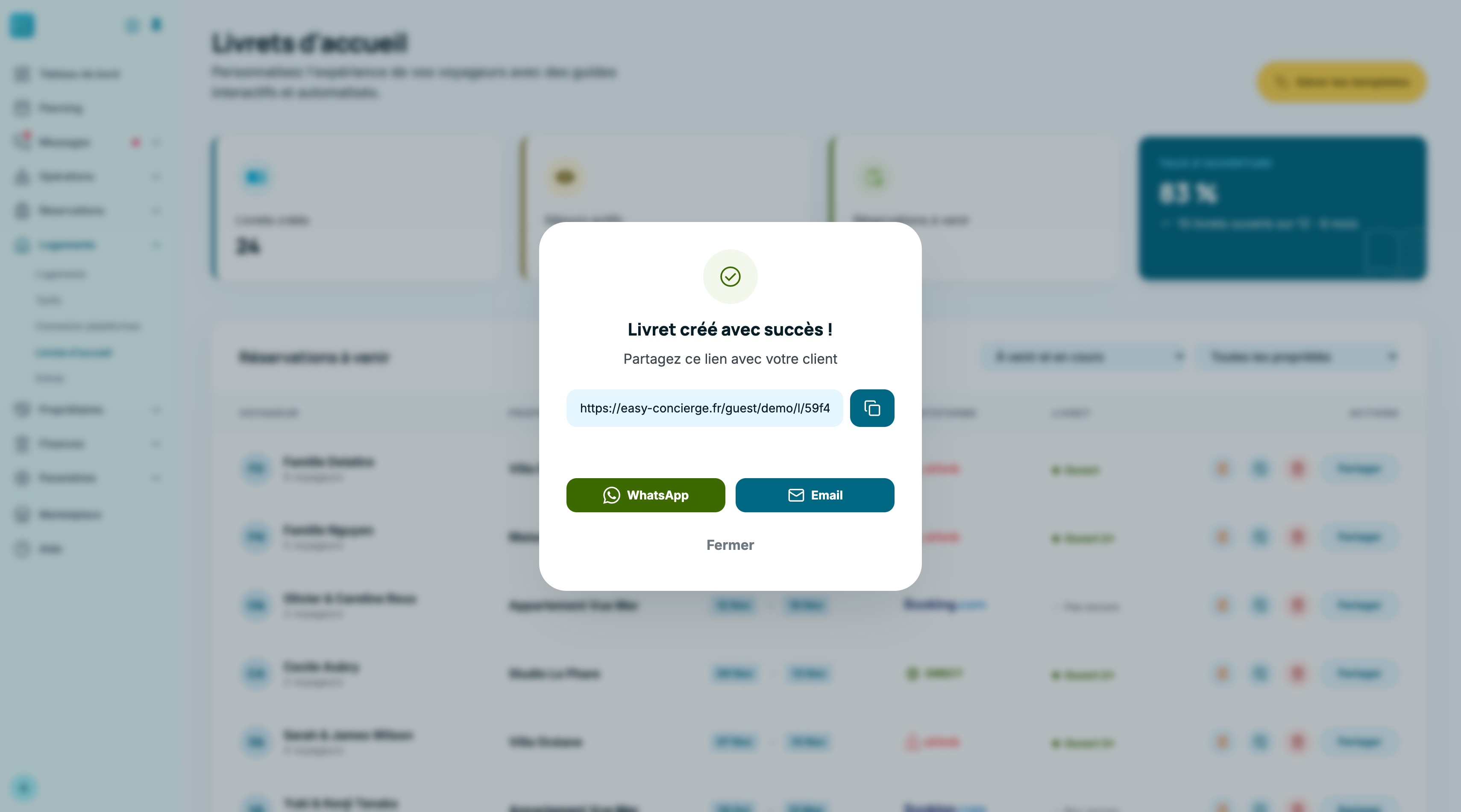 Fenêtre ouverte par le bouton Partager : lien court du livret avec un bouton copier, boutons WhatsApp et Email, et bouton Fermer