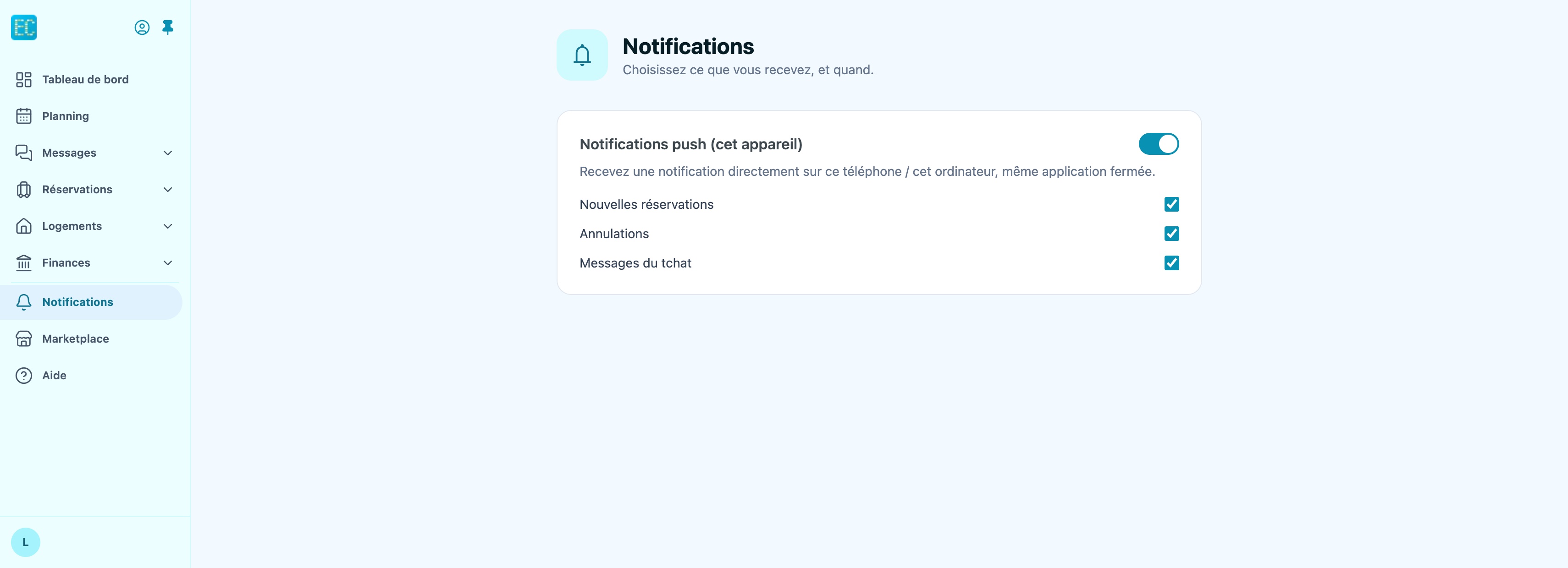 Écran Notifications d'un propriétaire : section Notifications push (cet appareil) activée, avec les cases Nouvelles réservations, Annulations et Messages du tchat cochées