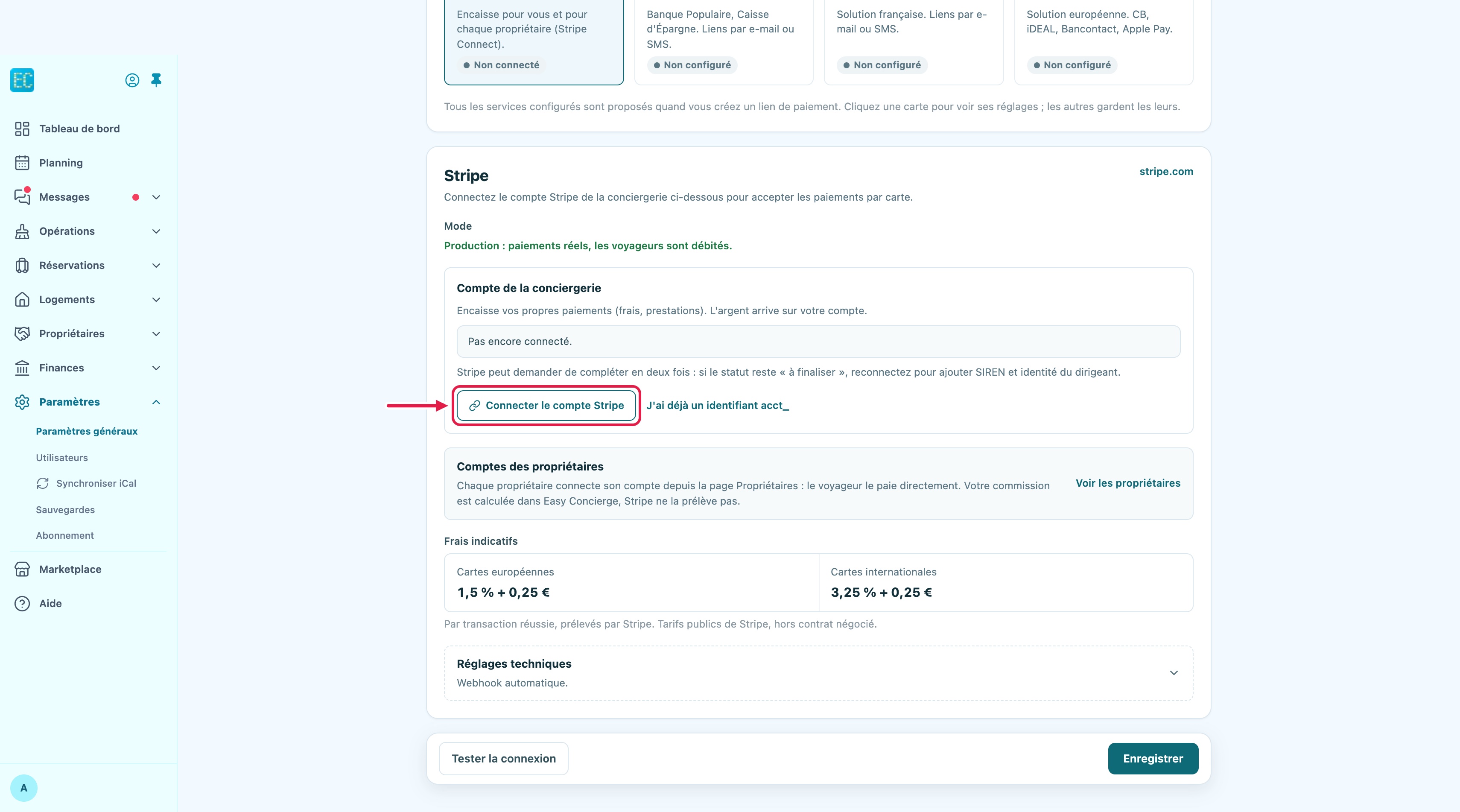 Carte Stripe, bloc Compte de la conciergerie : état « Pas encore connecté », phrase sur la connexion en deux fois et bouton Connecter le compte Stripe désigné par une flèche, avec le lien J'ai déjà un identifiant acct_