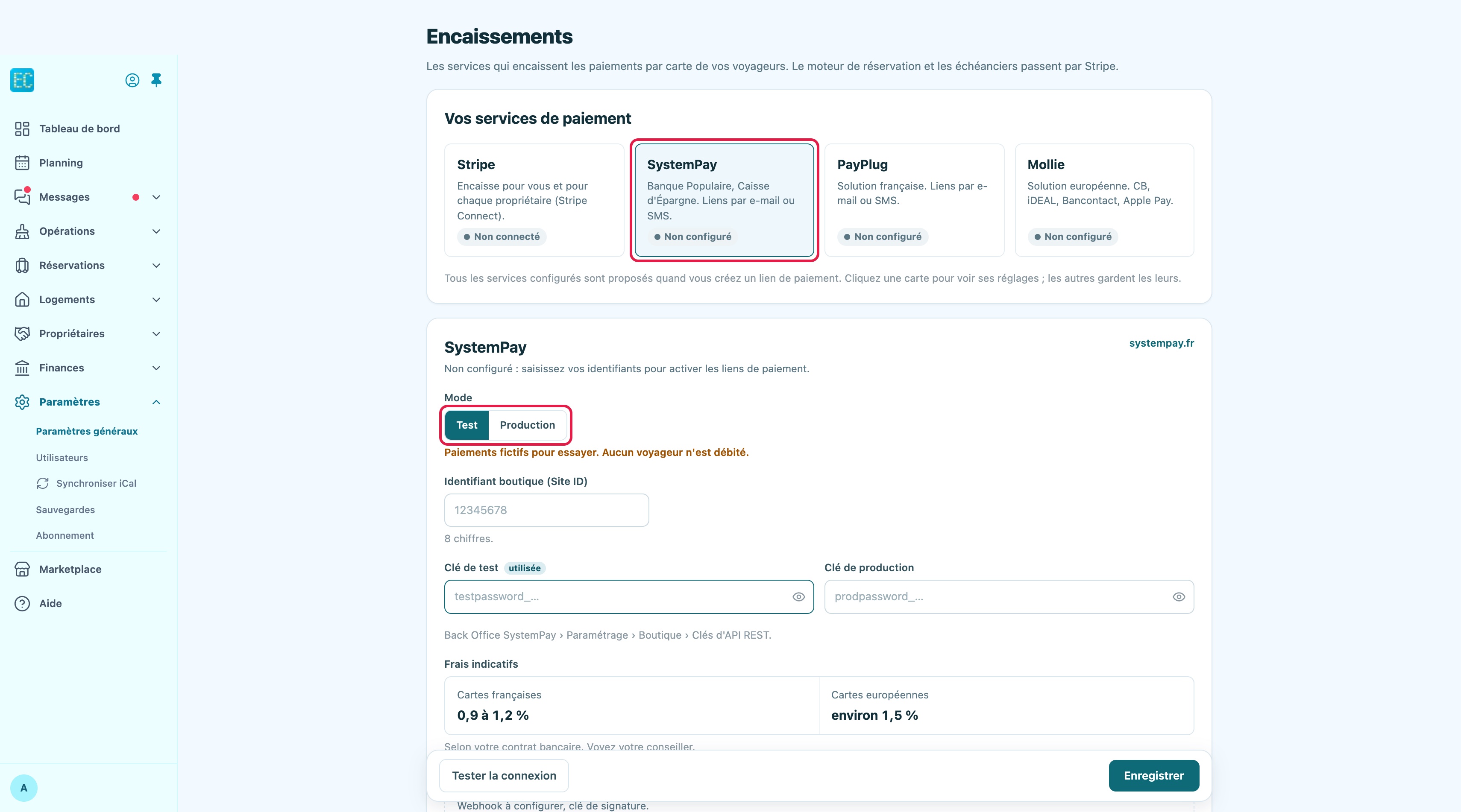 Onglet Encaissements, carte SystemPay encadrée : état « Non configuré », choix du mode Test ou Production encadré, champ Identifiant boutique, Clé de test et Clé de production