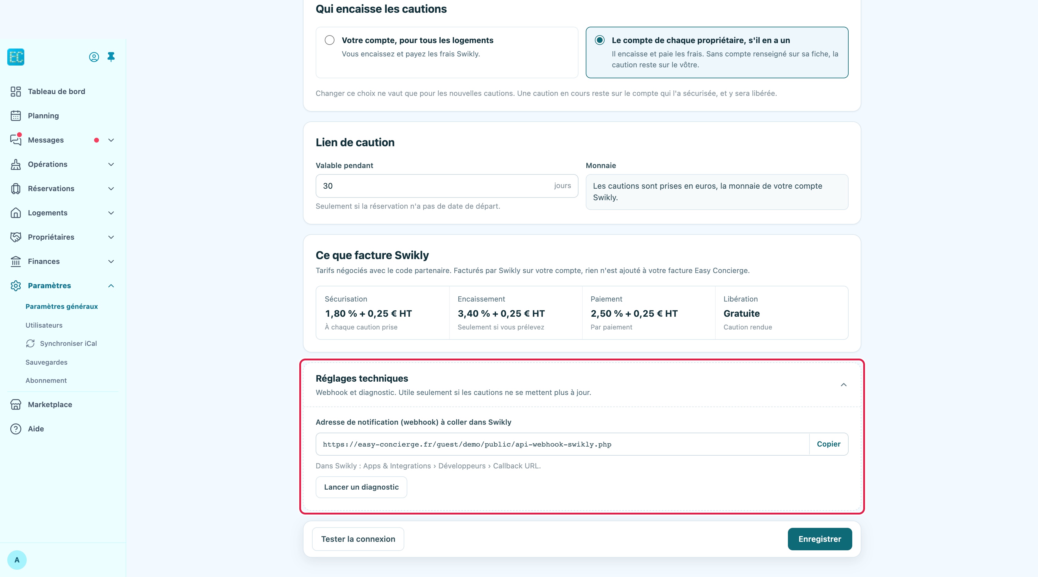 Paramètres, onglet Caution, bas de page : encadré Réglages techniques déplié et encadré, avec l'adresse de notification (webhook) et son bouton Copier, la mention Apps et Integrations, Développeurs, Callback URL, et le bouton Lancer un diagnostic ; en dessous la barre avec Tester la connexion et Enregistrer