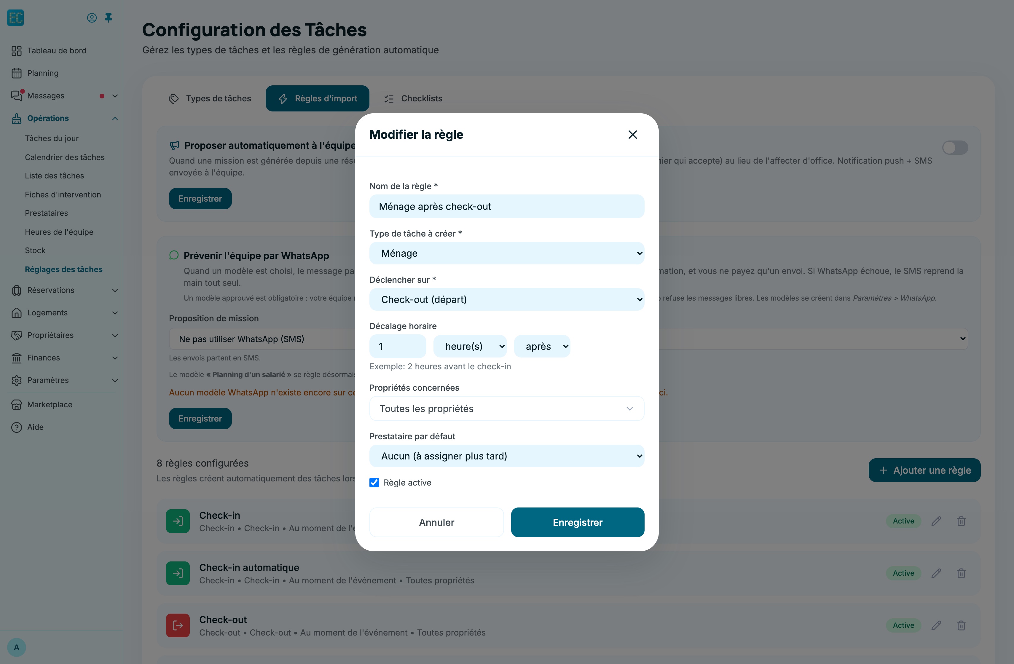 Fenêtre Modifier la règle : Nom de la règle Ménage après check-out, Type de tâche Ménage, Déclencher sur Check-out (départ), Décalage horaire 1 heure après, Propriétés concernées, Prestataire par défaut et case Règle active