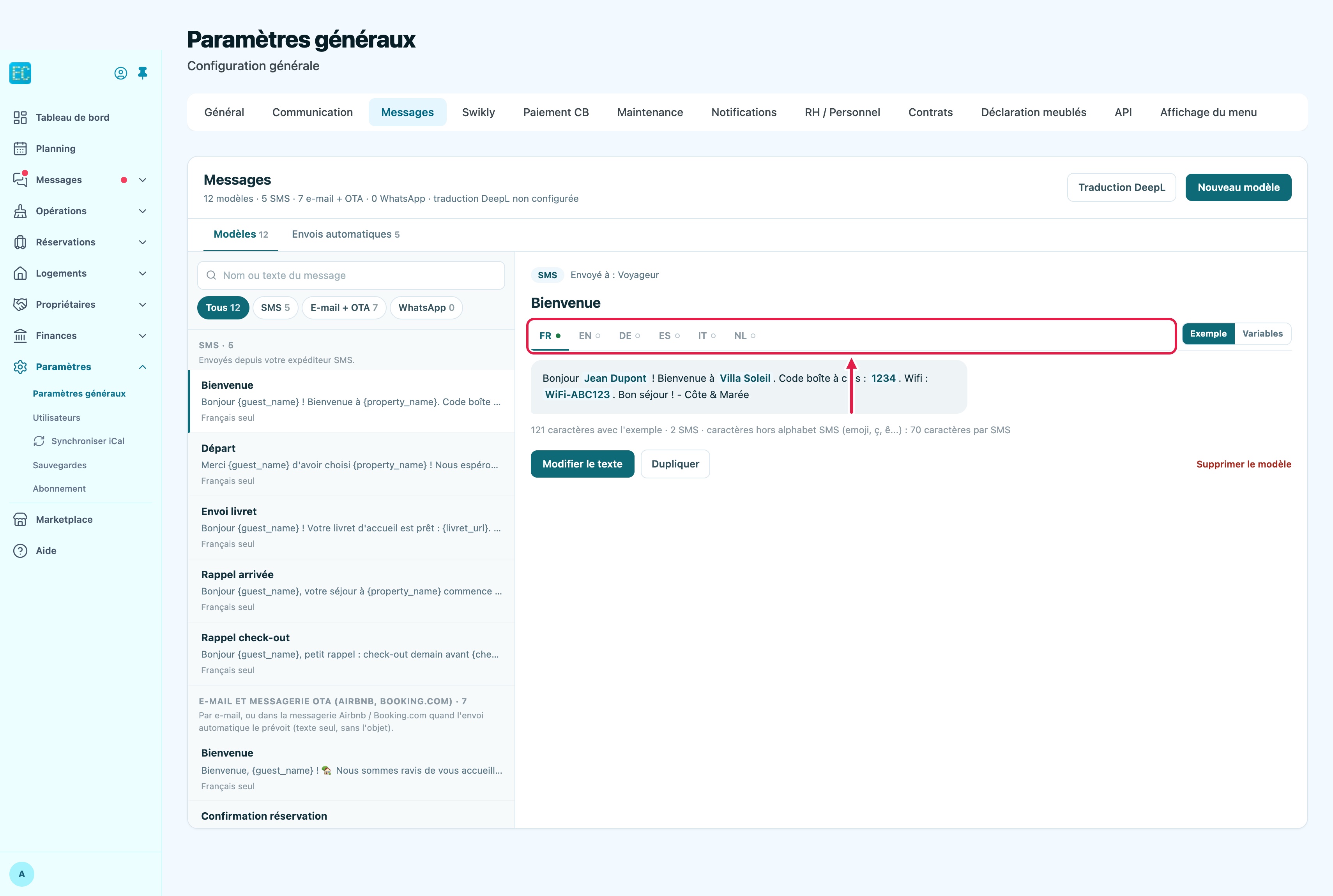Détail d'un modèle dans l'onglet Messages : la rangée d'onglets de langue FR, EN, DE, ES, IT et NL est encadrée, au-dessus du message affiché avec des valeurs d'exemple