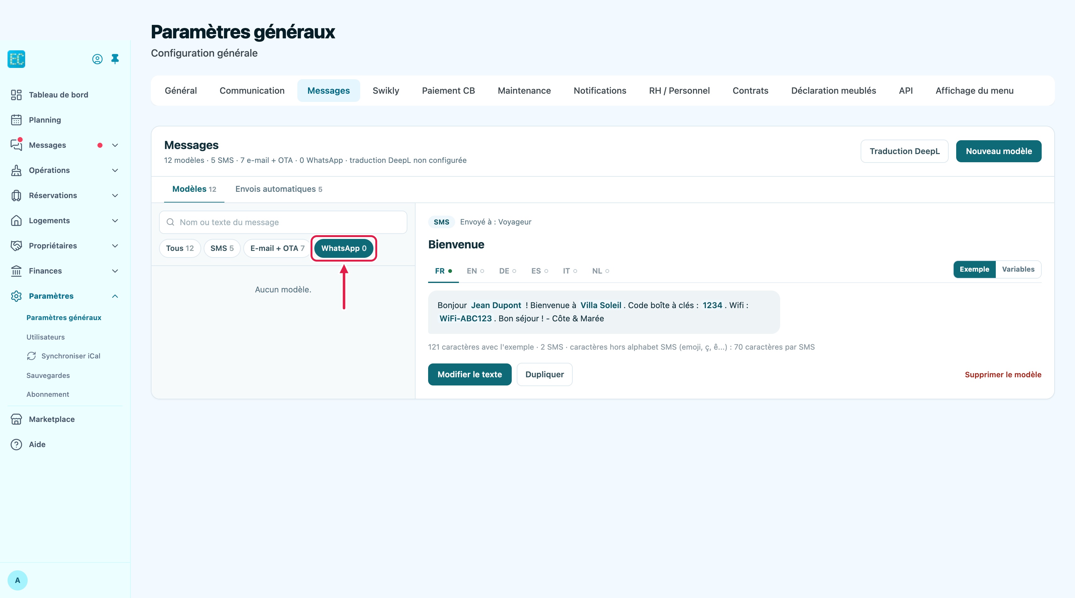 Onglet Messages des Paramètres, sous-onglet Modèles, filtre WhatsApp sélectionné et encadré ; sur le compte de démonstration, aucun modèle WhatsApp n'est installé