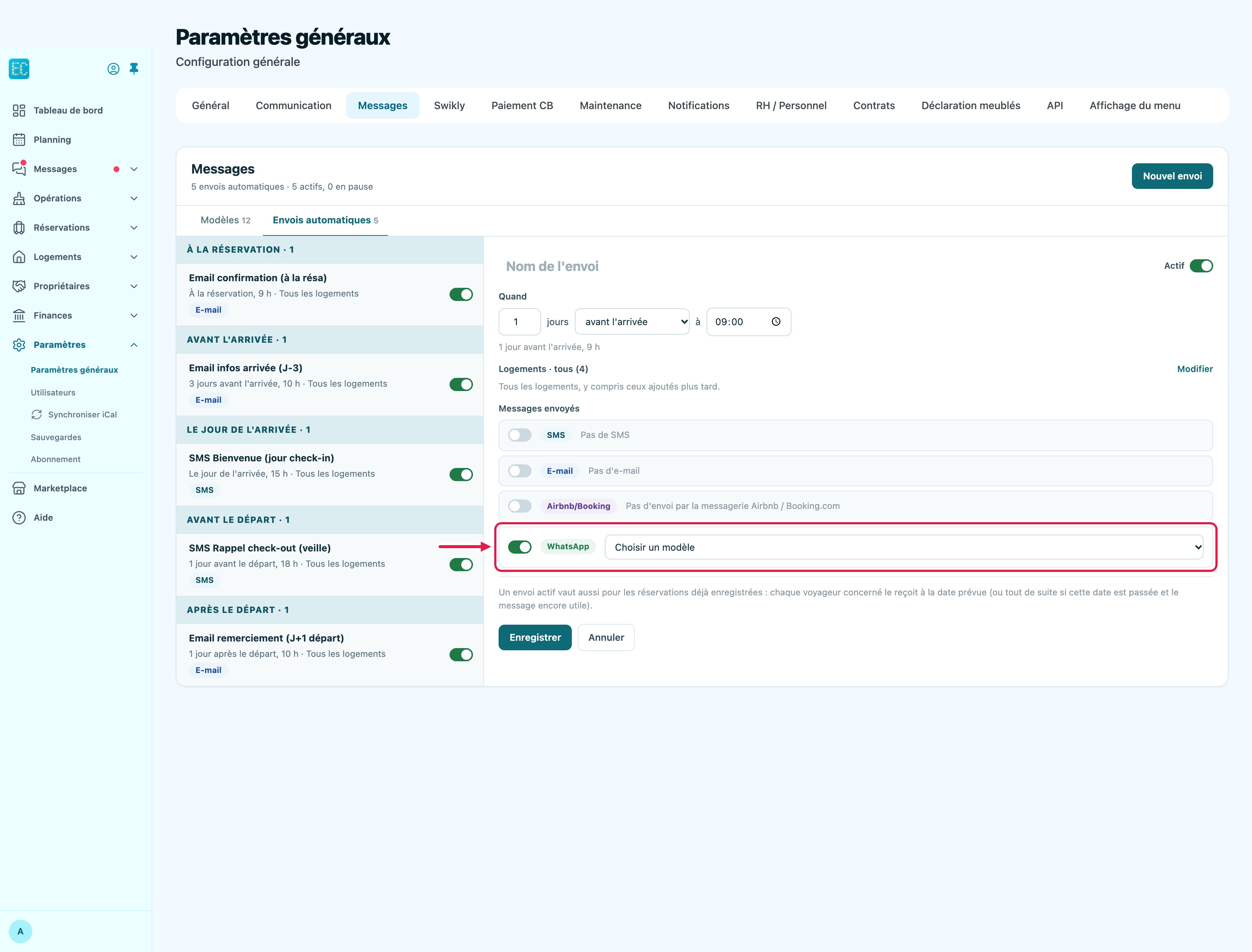 Nouvel envoi automatique : dans Messages envoyés, la ligne WhatsApp est allumée et encadrée, avec sa liste Choisir un modèle ; sur le compte de démonstration, aucun modèle WhatsApp n'y est proposé